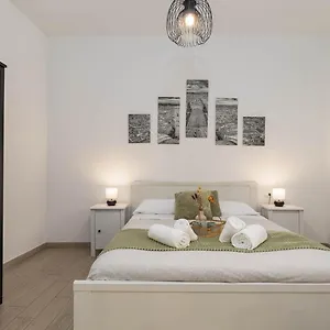 *suite Boutique Santa Croce* Italy